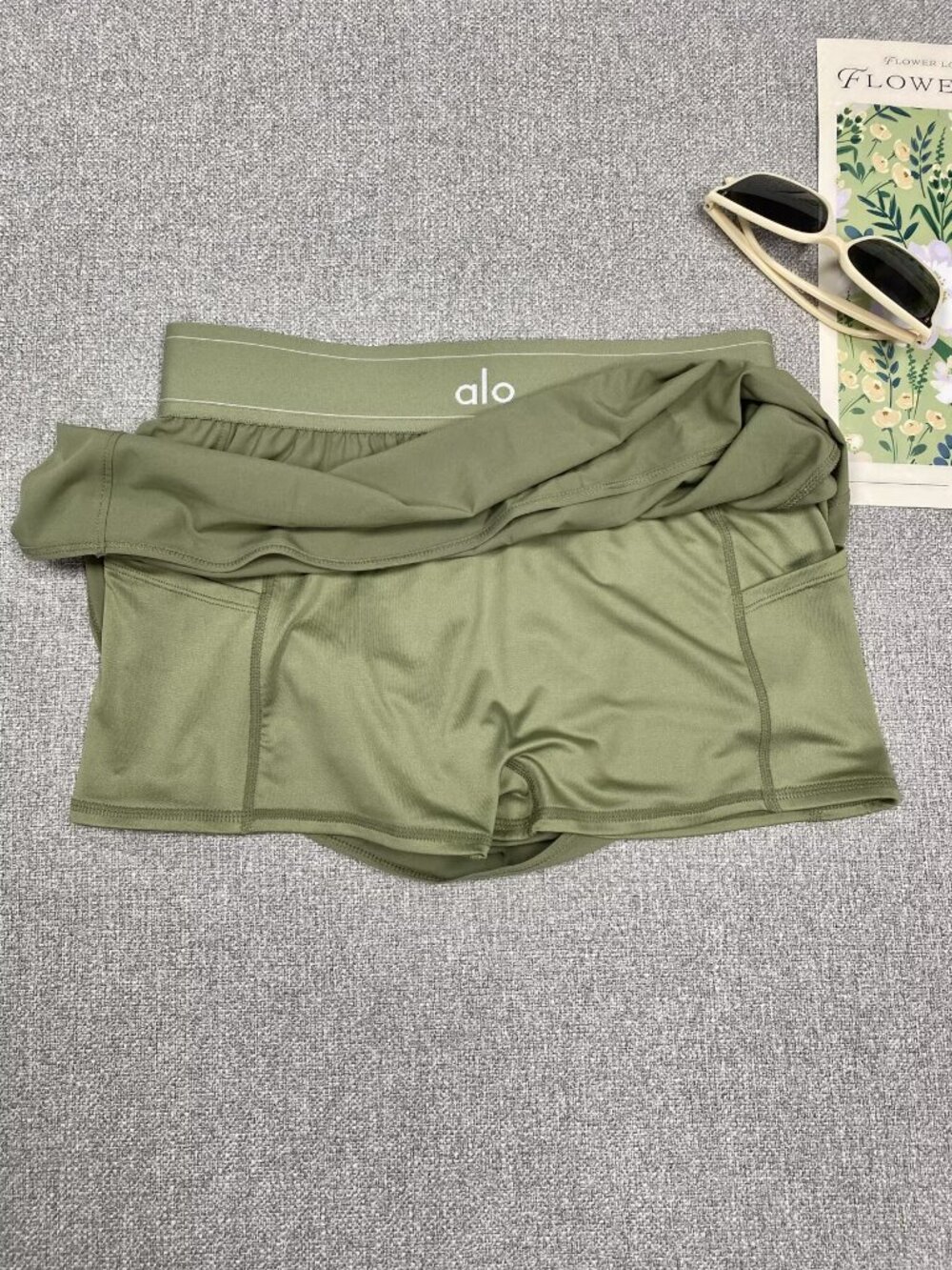 Alo Yoga Dune Grass Match Point Tennis Skirt🥑Athletic Style Chic Mini Skirt NWT - Picture 3 of 7